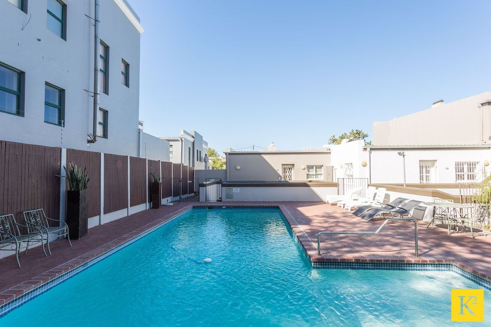 undefined 211 De Waterkant Piazza 10