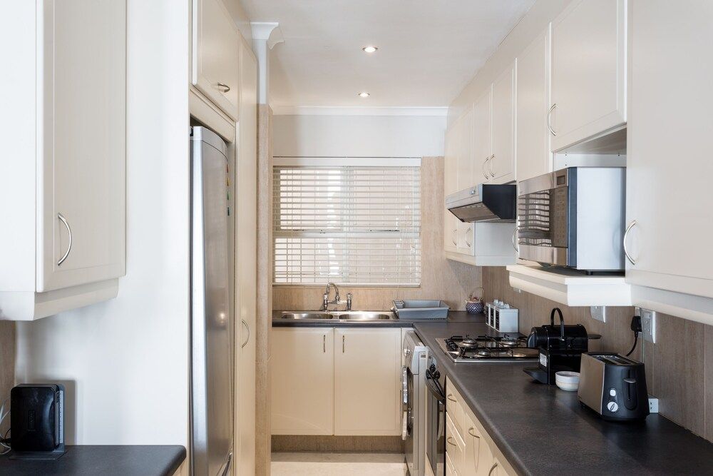 undefined 211 De Waterkant Piazza 4