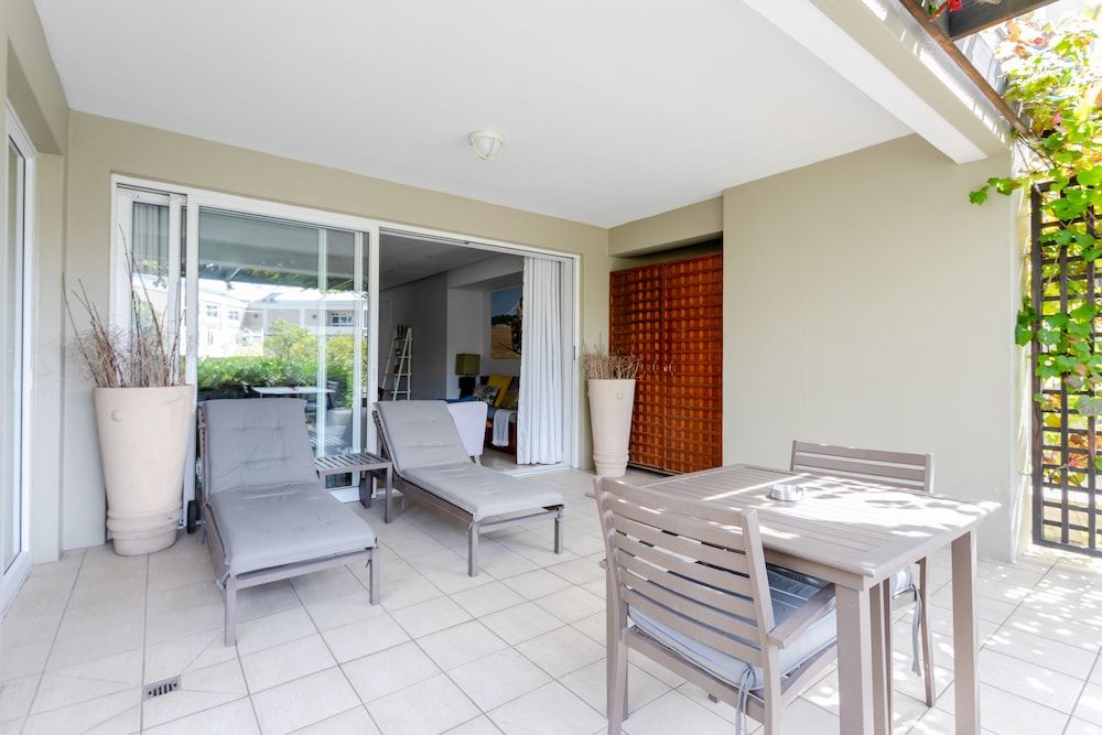 001 Altmore on the Waterfront Marina Apartment 9