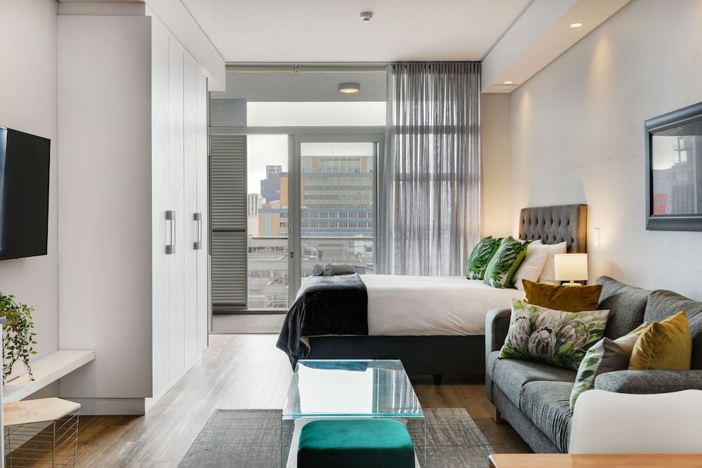 Eco Balcony Sentinel Apartment 1006 Luxury Room 14