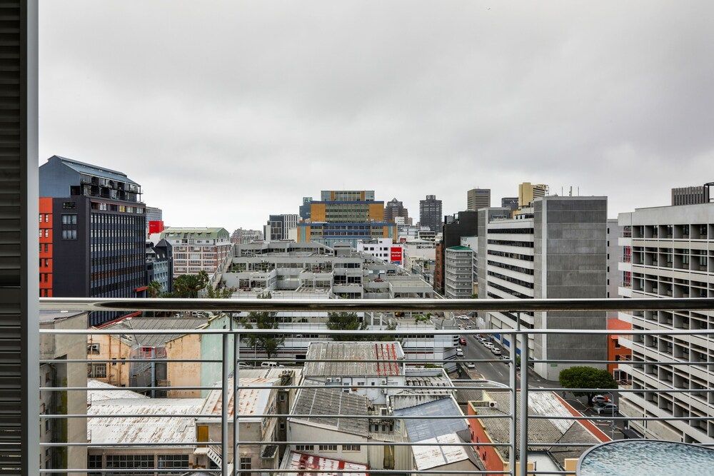 Eco Balcony Sentinel Apartment 1006 Luxury Room 21