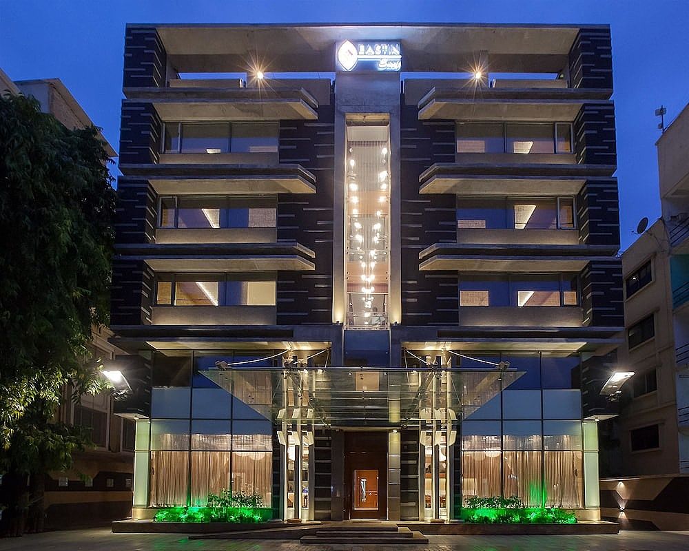 undefined Hotel Cosmopolitan
