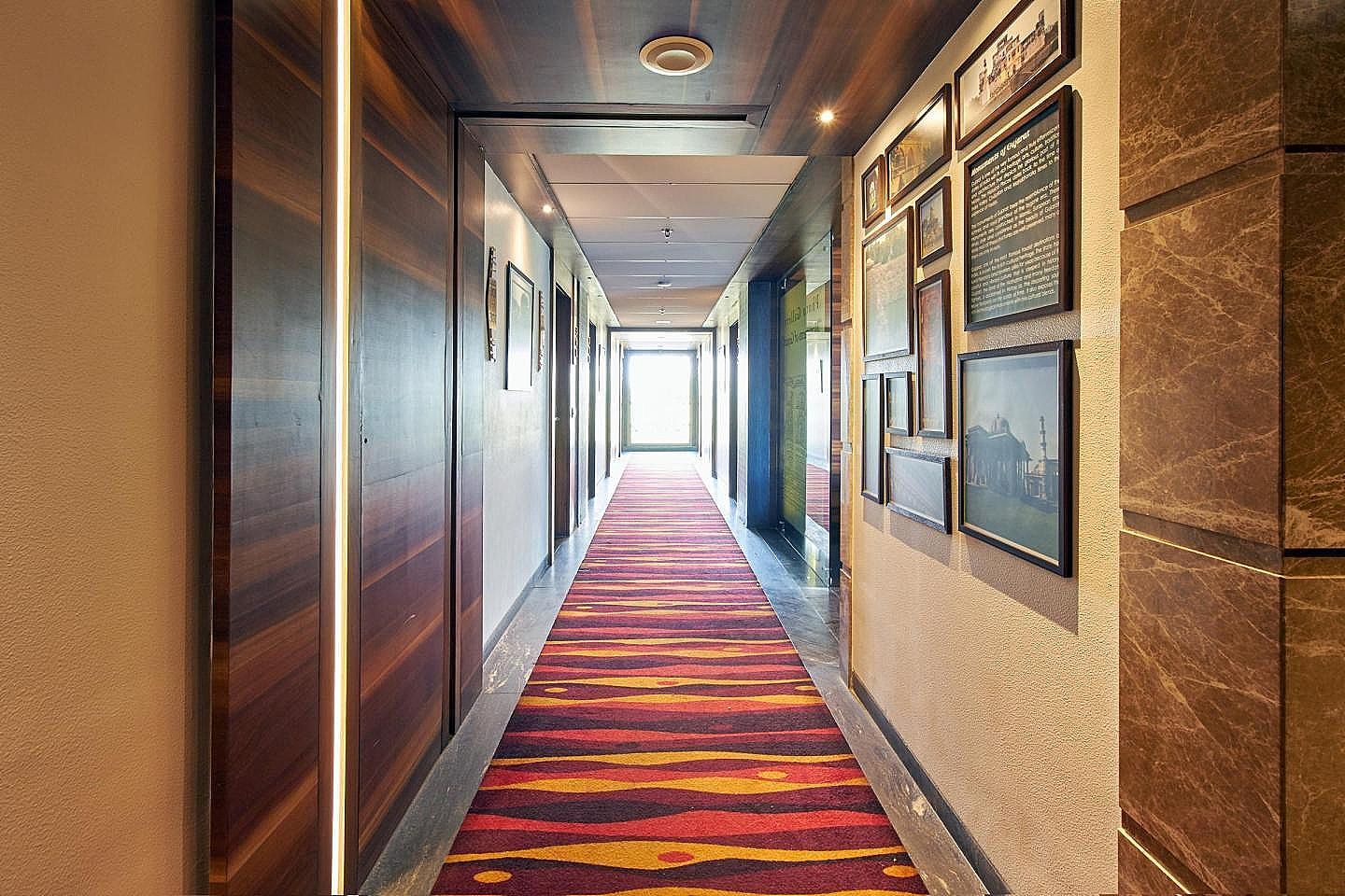undefined Hotel Cosmopolitan 4