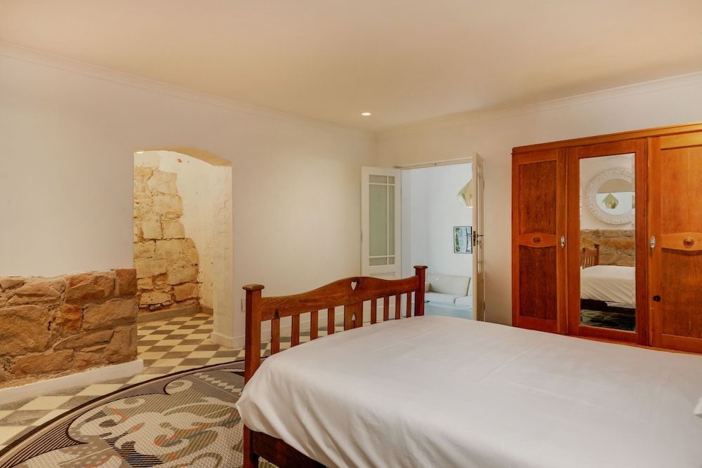 undefined Victorian Manor Apartment 8