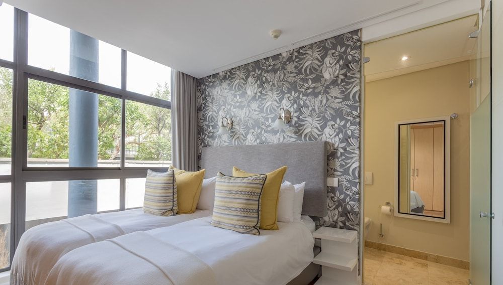 308 Juliette on the Waterfront Marina Apartment 10