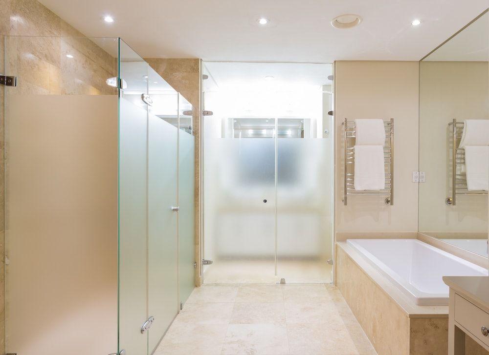 308 Juliette on the Waterfront Marina Apartment 17