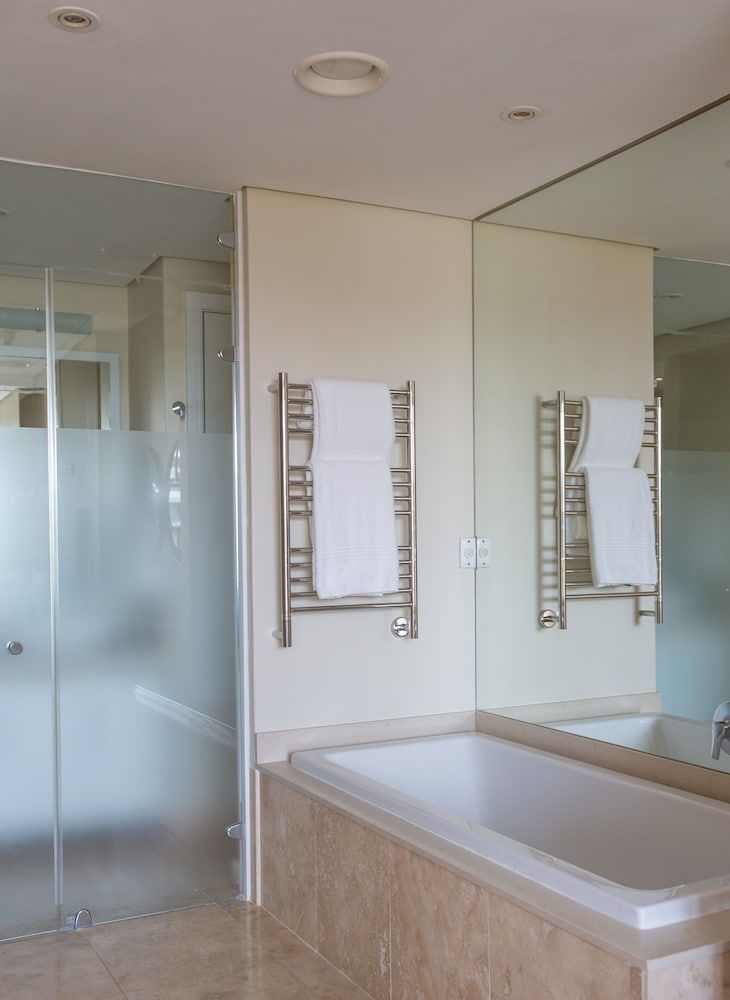 308 Juliette on the Waterfront Marina Apartment 19