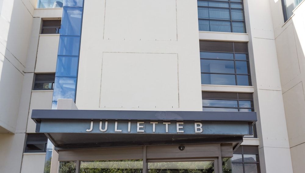 undefined 308 Juliette on the Waterfront Marina 2