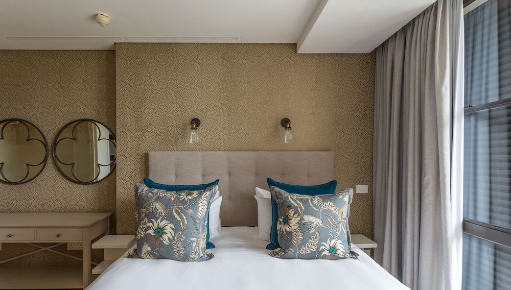 308 Juliette on the Waterfront Marina Apartment 4