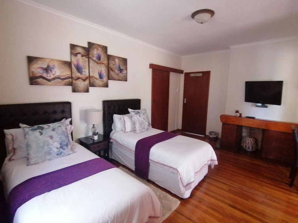 Chaston Manor Room (Chaston Manor Room One)