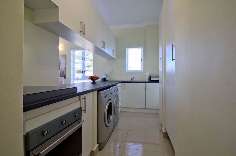 Villa Blanca Comfort Villa, 2 Bedrooms 2