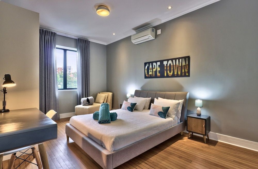 Warwick Mansions Premium Apartment 15