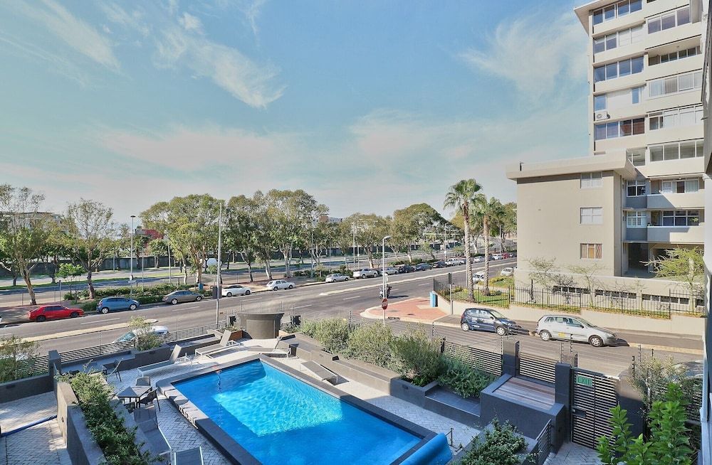 Warwick Mansions Premium Apartment 13