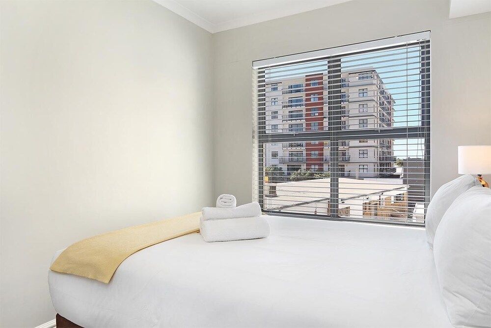 undefined The Paragon 317 7