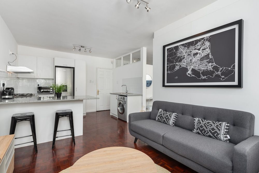 undefined Keerom 607 10