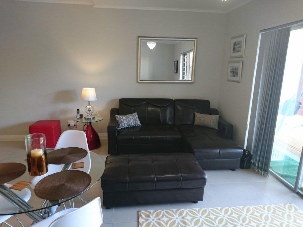 Century City Boutique Apartments Standard Apartment, 1 Bedroom (Mayfair 143) 4