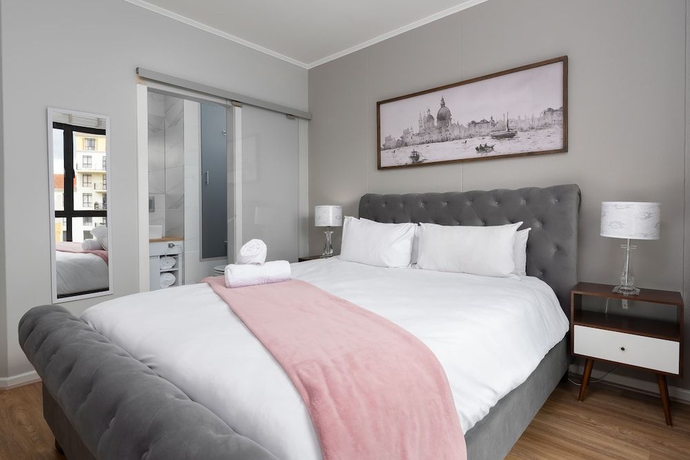 Century City Boutique Apartments Deluxe Apartment, 2 Bedrooms (411 Portofino)