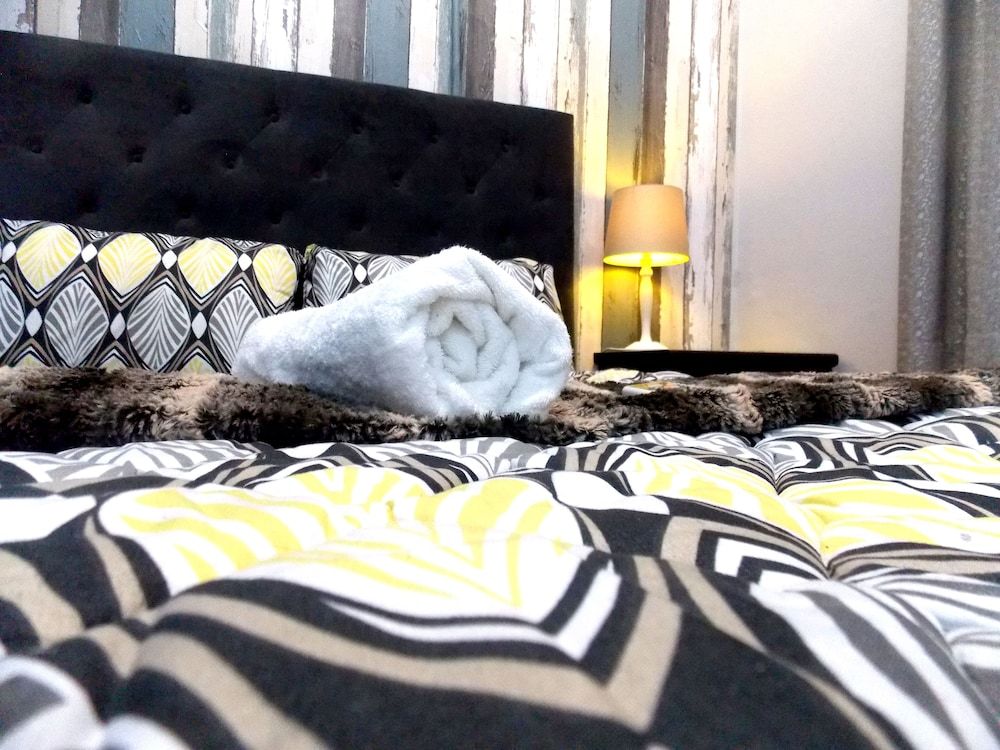 Trap Houz Backpackers Standard Double Room 4