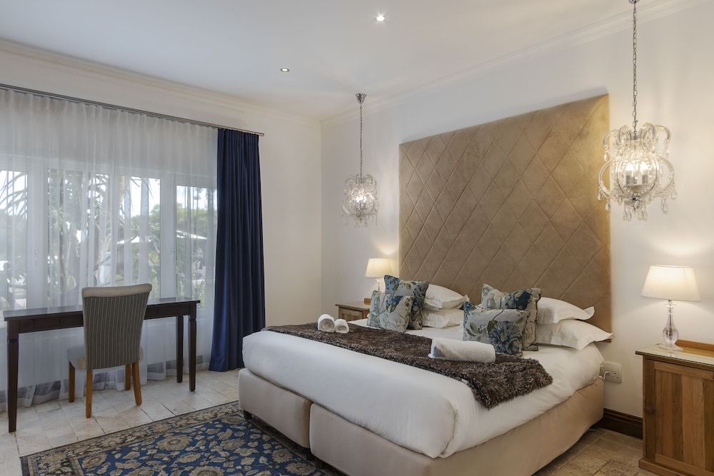 Apartment (Ocean View)