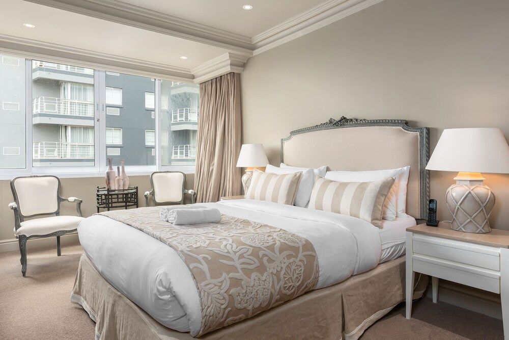 Devonshire 706 Luxury Apartment 21