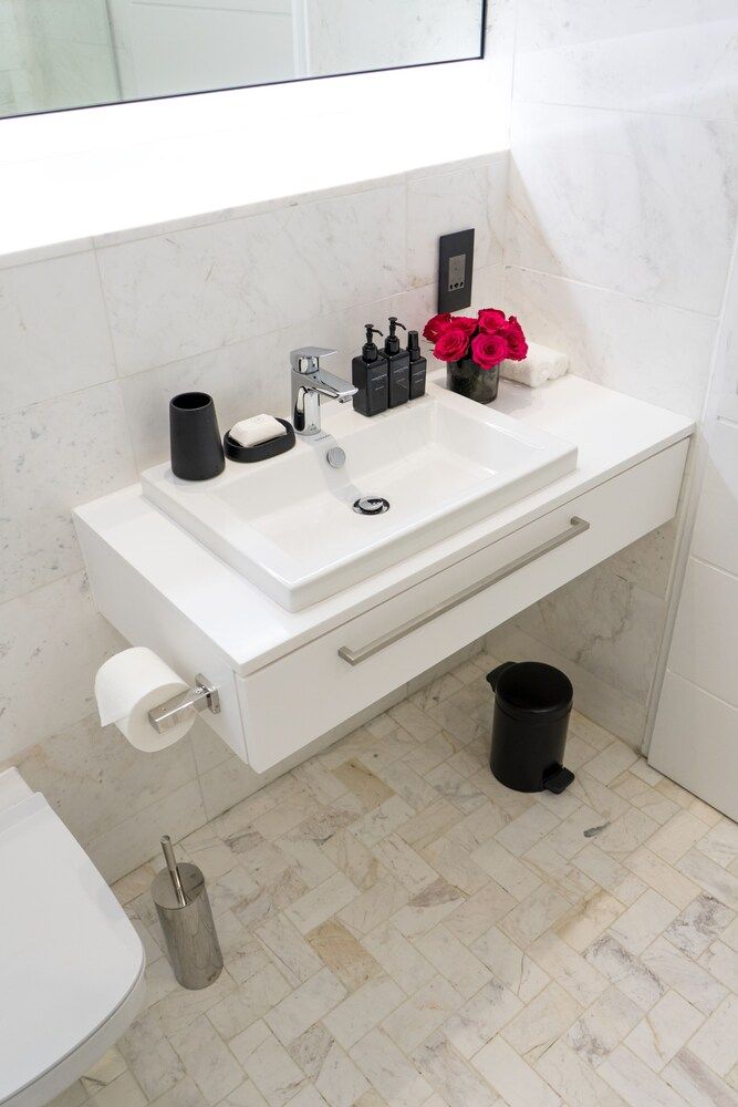 Kayleeway Apartments Executive Apartment, 2 Bedrooms 11