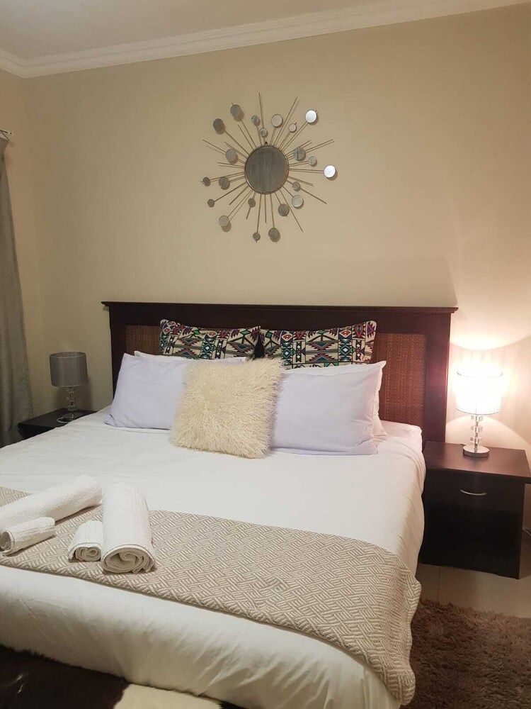 undefined Cape Breeze 9