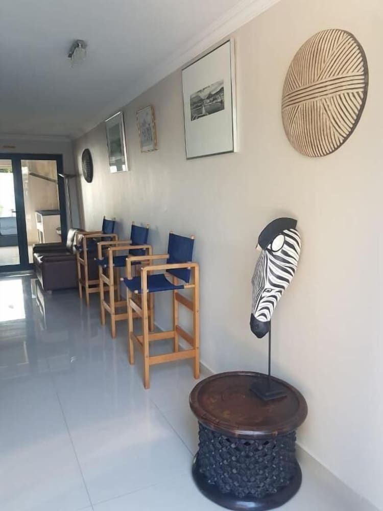 undefined Cape Breeze 4