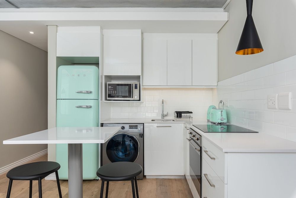 undefined Docklands 409 10