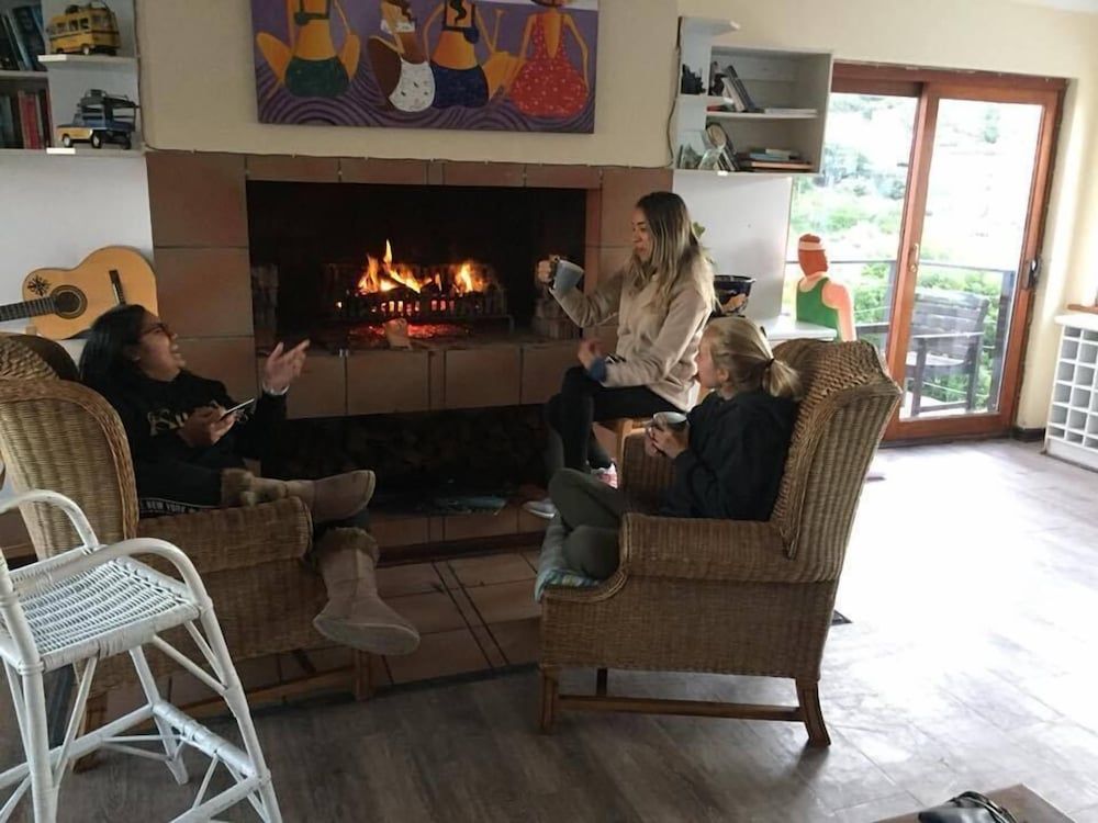 undefined Hout Bay Backpackers 3