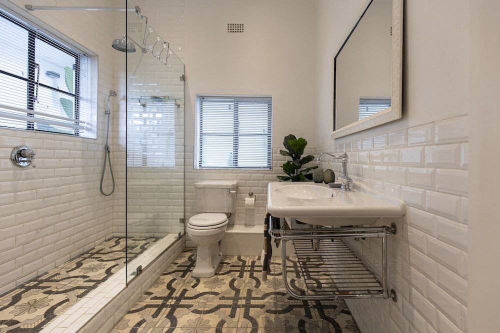 Clifton YOLO Spaces – Clifton Sea View Apartments Clifton YOLO Spaces Clifton Sea View Courtyard 14