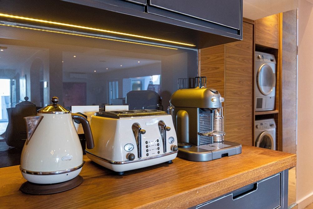 undefined Clifton YOLO Spaces – Clifton Private Beach Villa 2