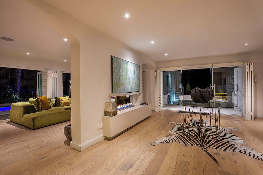 Clifton YOLO Spaces – Clifton Private Beach Villa Clifton YOLO Spaces Clifton Private Beach Villa 14