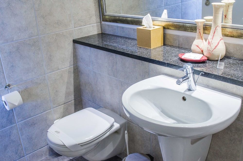 Strand Pavilion Apartment, 2 Bedrooms, Sea View 8