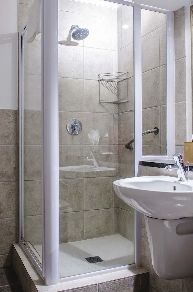 Strand Pavilion Apartment, 2 Bedrooms, Sea View 6