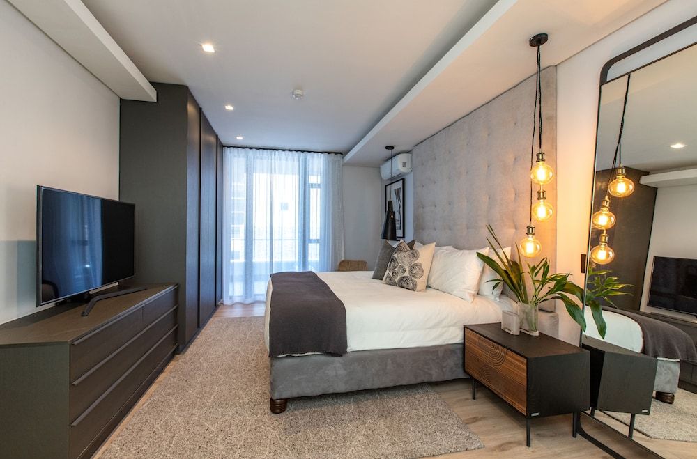 Bradway Apartments Deluxe Apartment, 3 Bedrooms 2