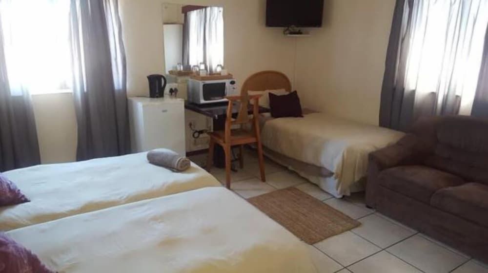 The Lodge Strand Family Room 3