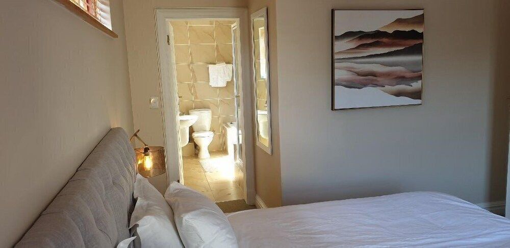 undefined High Grove Cottage 6