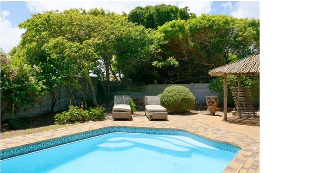 undefined Bermuda Capri Cape Town 5