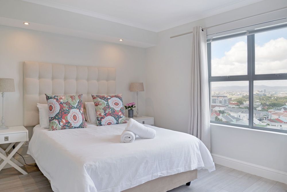 undefined 711 Paragon 5