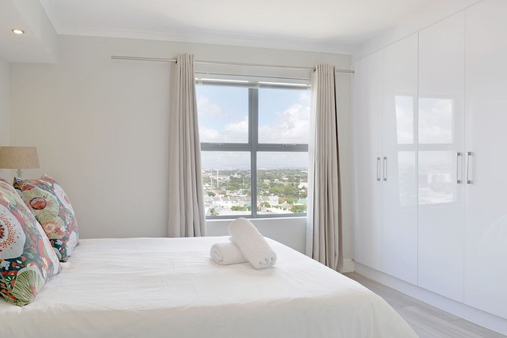 undefined 711 Paragon 7