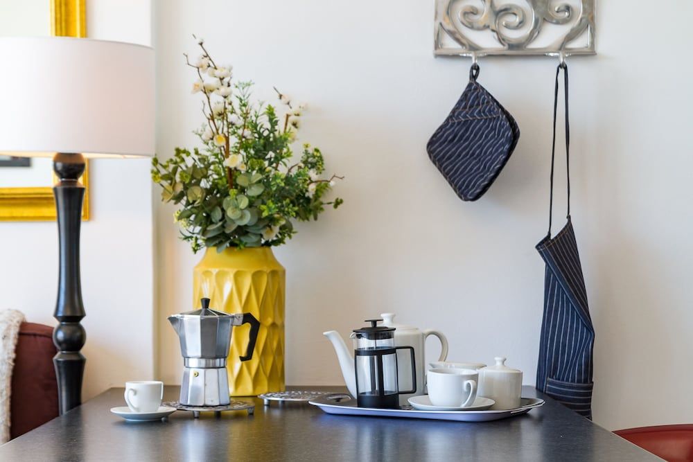 undefined 1110 Four Seasons 3