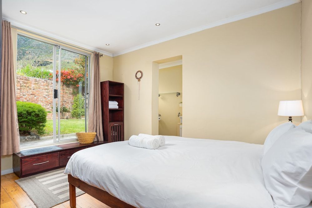 undefined 5 St James 5