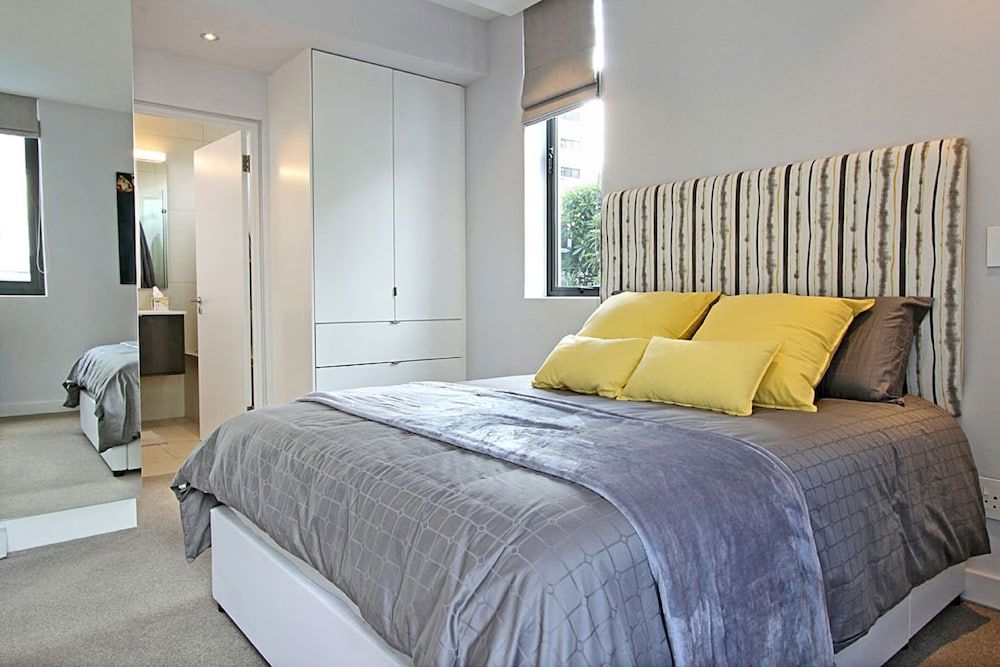 undefined The Chelsea 2