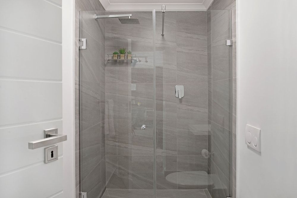 The Winchester 807 Apartment 13