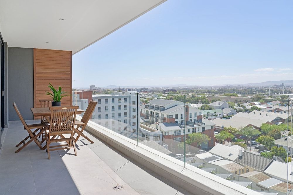 The Winchester 807 Apartment 8