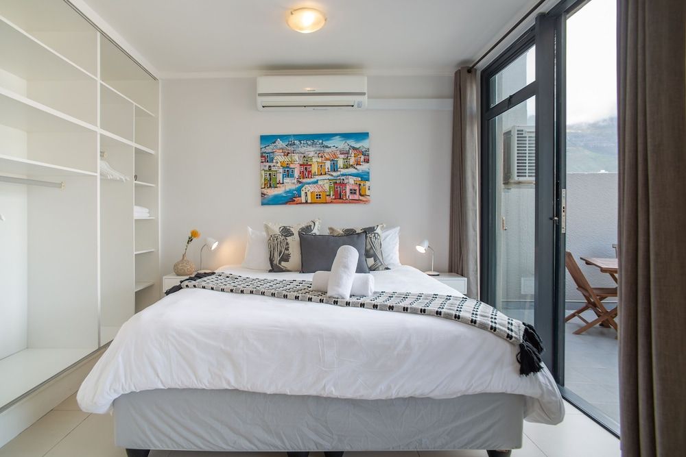 undefined 1706 Four Seasons 5