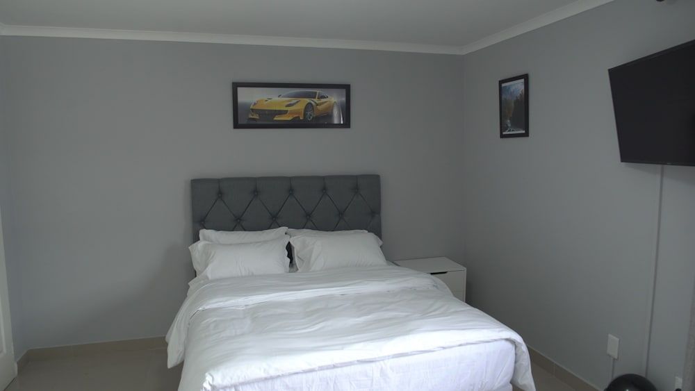 Olabas Guesthouse Double Room, Private Bathroom 5