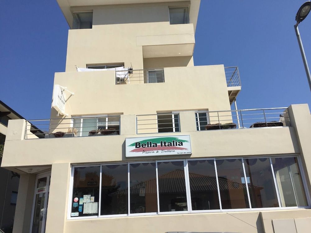 undefined Room in Apartment - Private Room Vredehoek 6