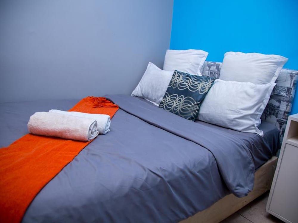undefined Room in Guest Room - Relaxing Guest House in the Heart of Ndabeni 2