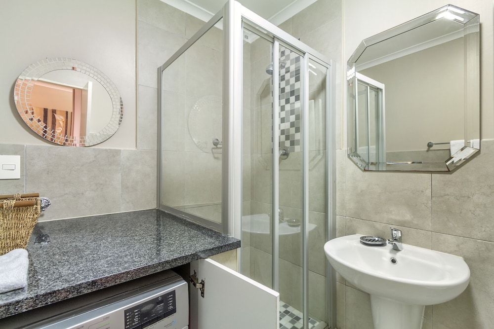 Waterstone East F201 Apartment (2 Bedrooms) 13